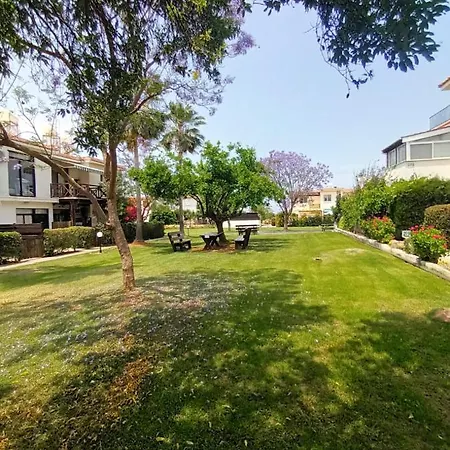 Apartamento Akamas Sunset Boho Chic Maisonette By One *