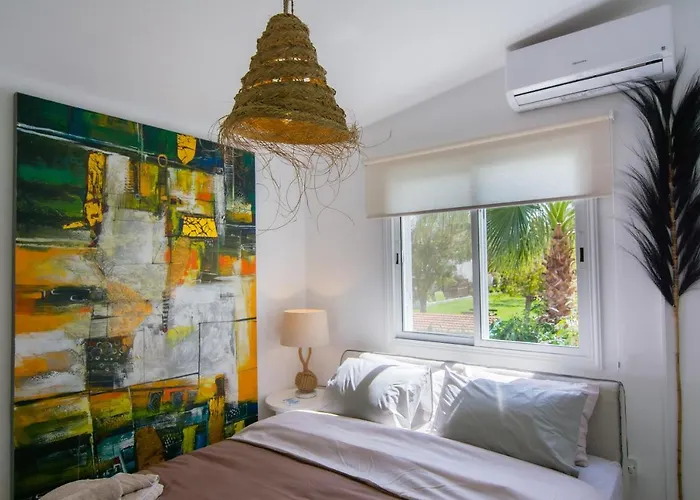 Apartmán Akamas Sunset Boho Chic Maisonette By One