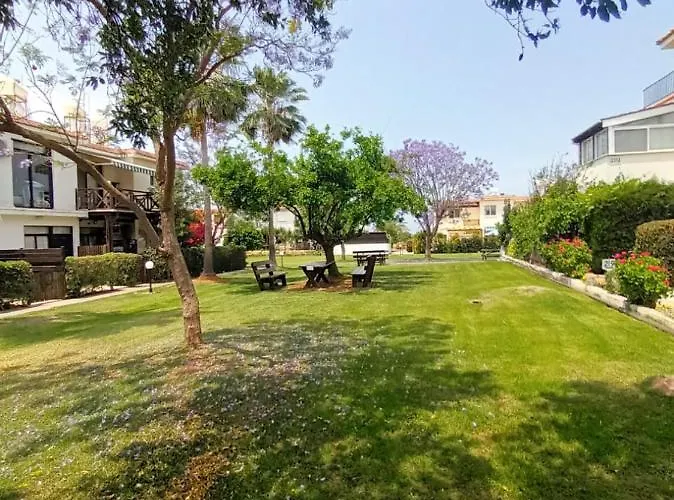 Apartmán Akamas Sunset Boho Chic Maisonette By One *